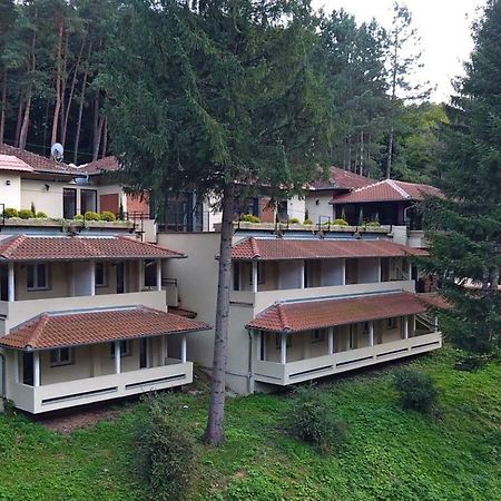 Restoran Sa Prenocistem Gornjak Hotel Krepoljin Buitenkant foto