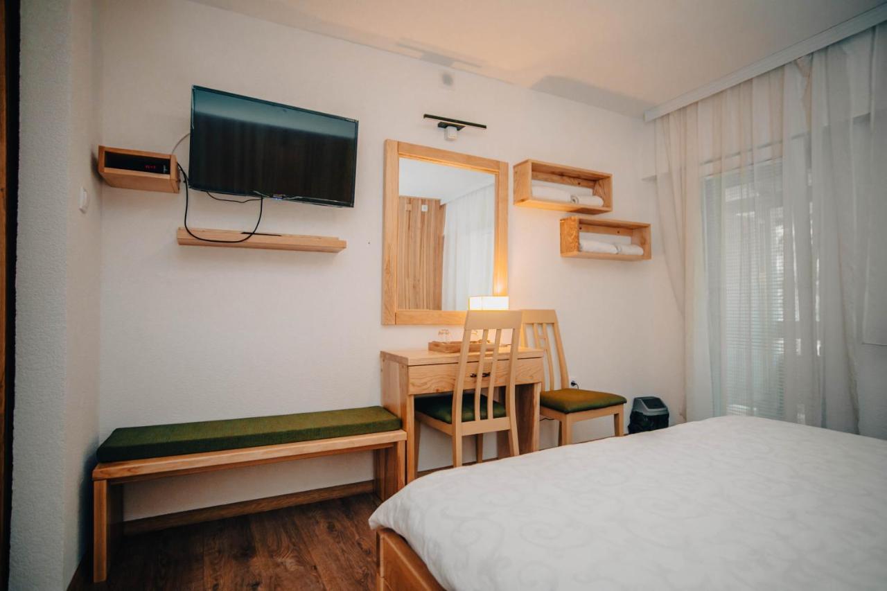 Restoran Sa Prenocistem Gornjak Krepoljin Buitenkant foto